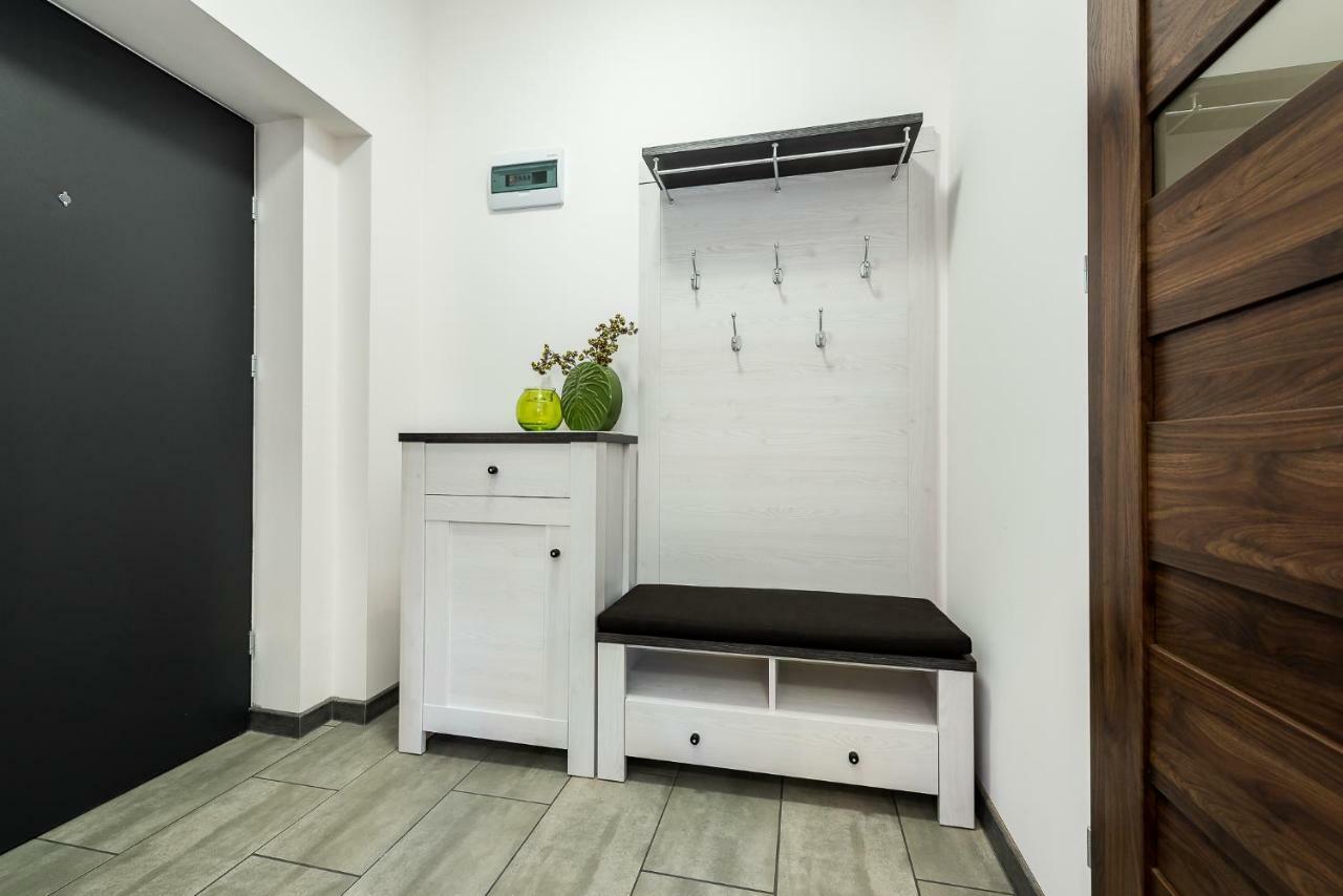 Stylowy Apartament カトヴィツェ エクステリア 写真